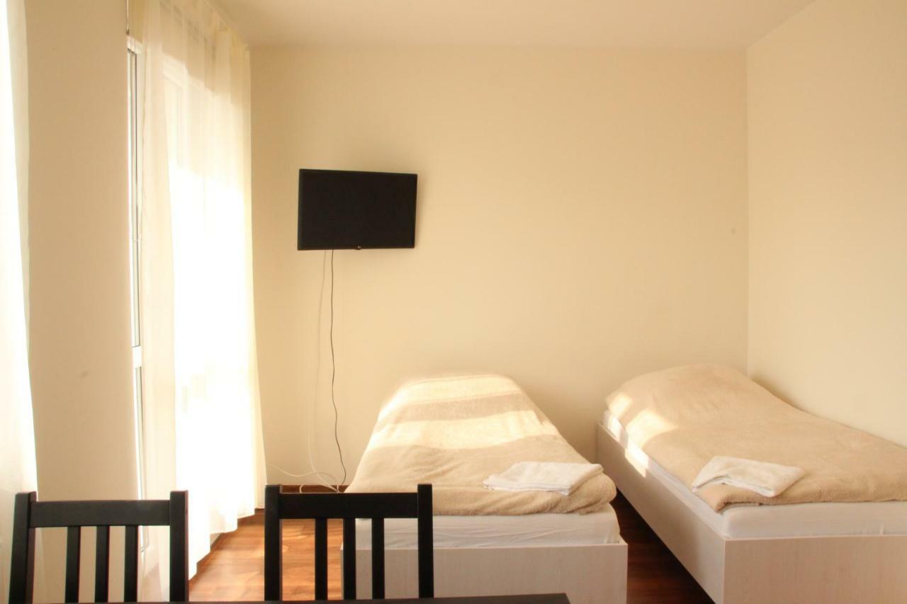 Fredry 8 Apartment Piastow Exterior foto